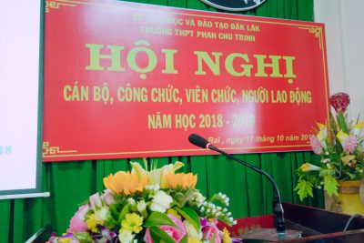 Trường THPT Phan Chu Trinh Tổ chức Hội nghị cán bộ, công chức, viên chức, người lao động năm học 2018-2019